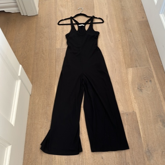 Z Supply Black Jumpsuit Size XS. Excellent Condition - Picture 2 of 5